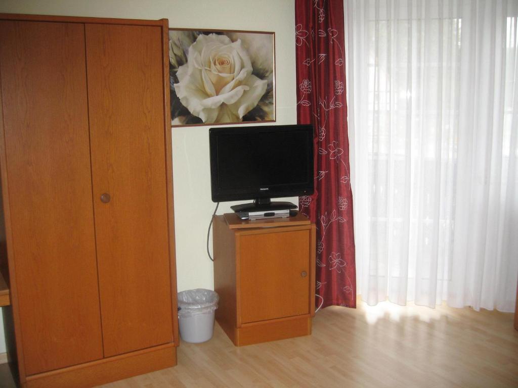 Hotel Alt-Holzhausen Bad Pyrmont Phòng bức ảnh
